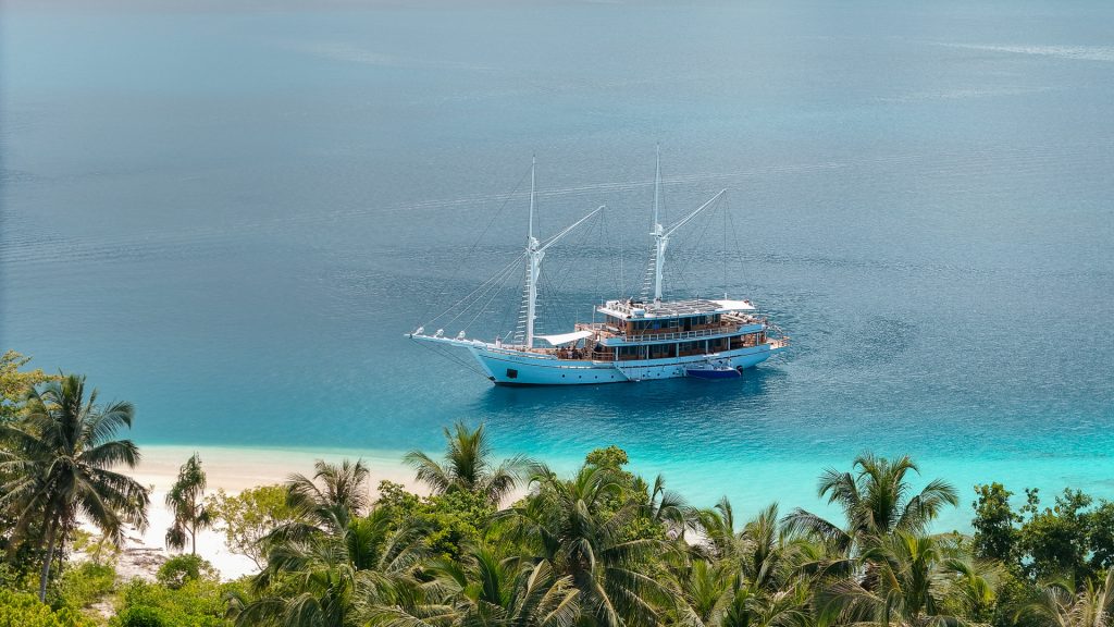 Siloina Surf Charter